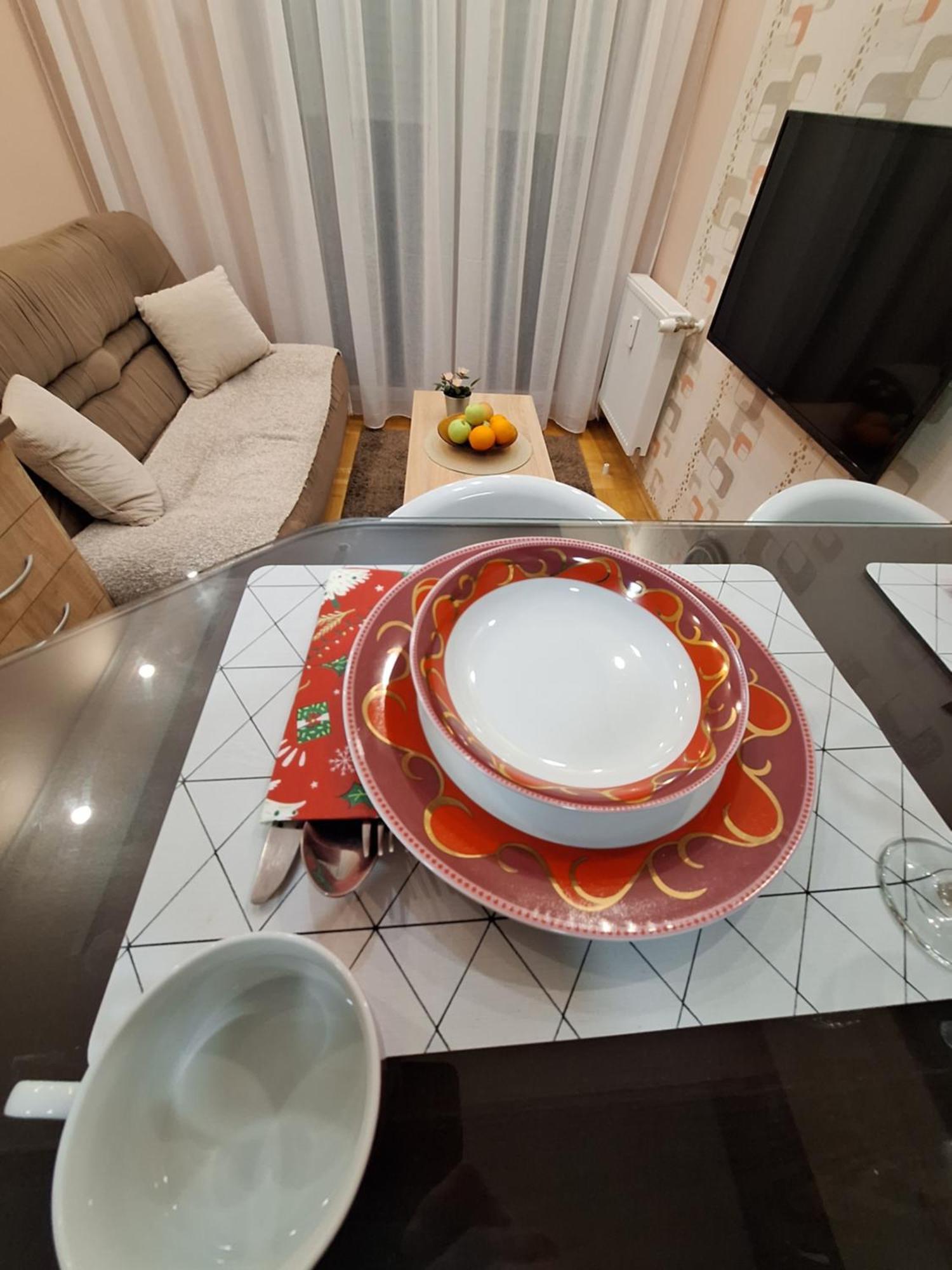 Lux Apartment Sanja 1 Суботица Екстериор снимка
