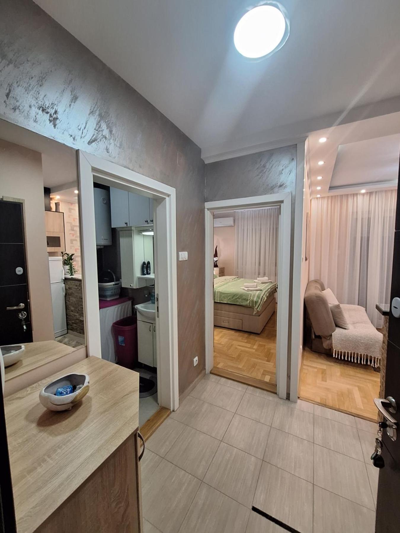 Lux Apartment Sanja 1 Суботица Екстериор снимка