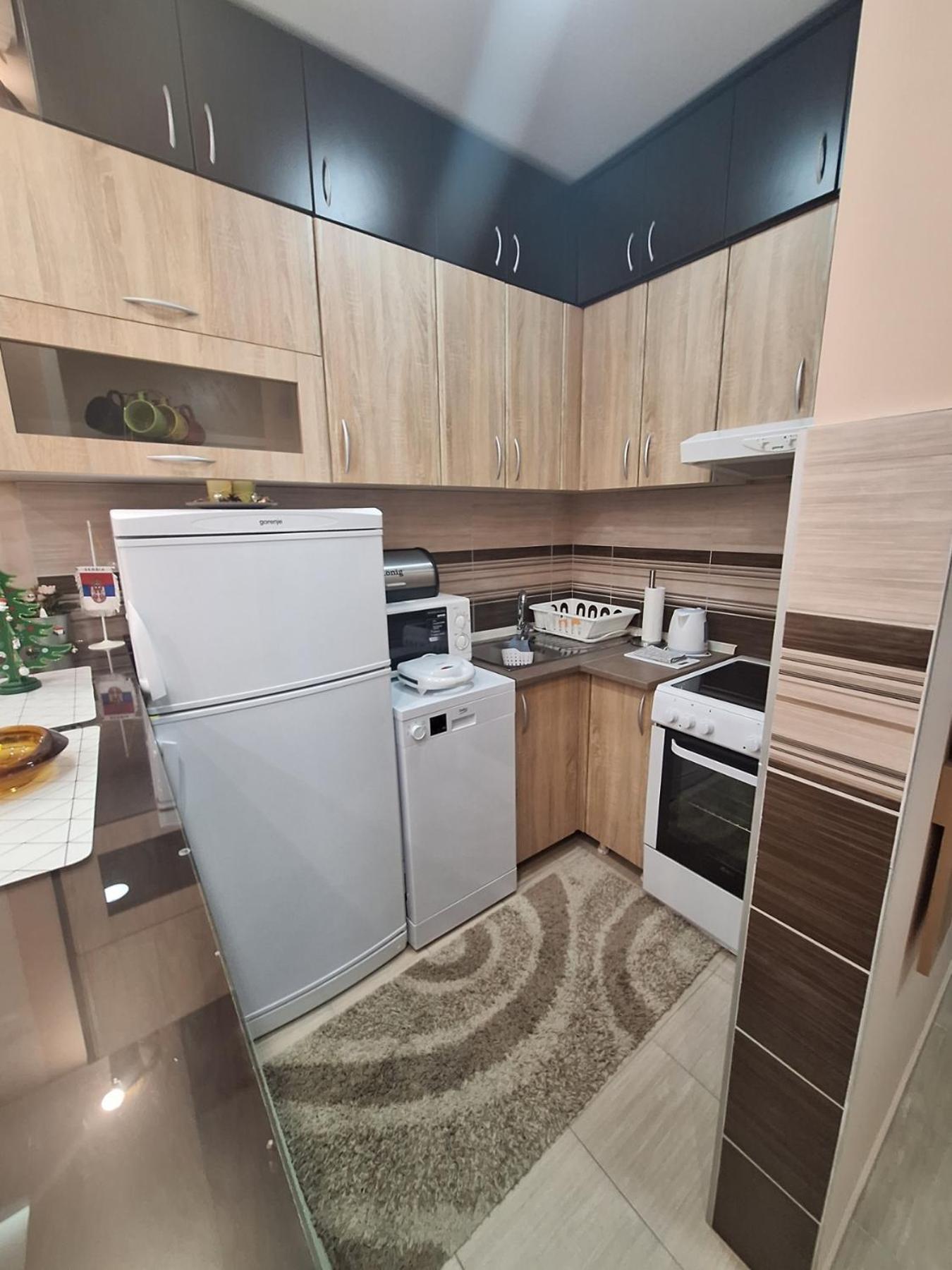 Lux Apartment Sanja 1 Суботица Екстериор снимка